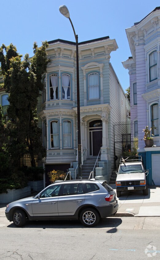 Primary Photo - 122 Guerrero St