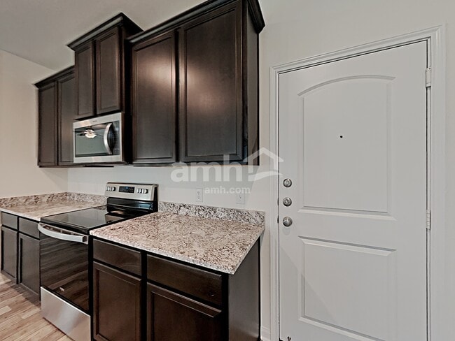 Building Photo - 1138 Treeta Trail