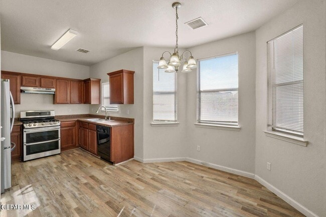 Foto del edificio - 14272 Rattler Point Dr