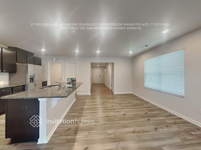 Foto del edificio - 5113 Spring Breeze Blvd