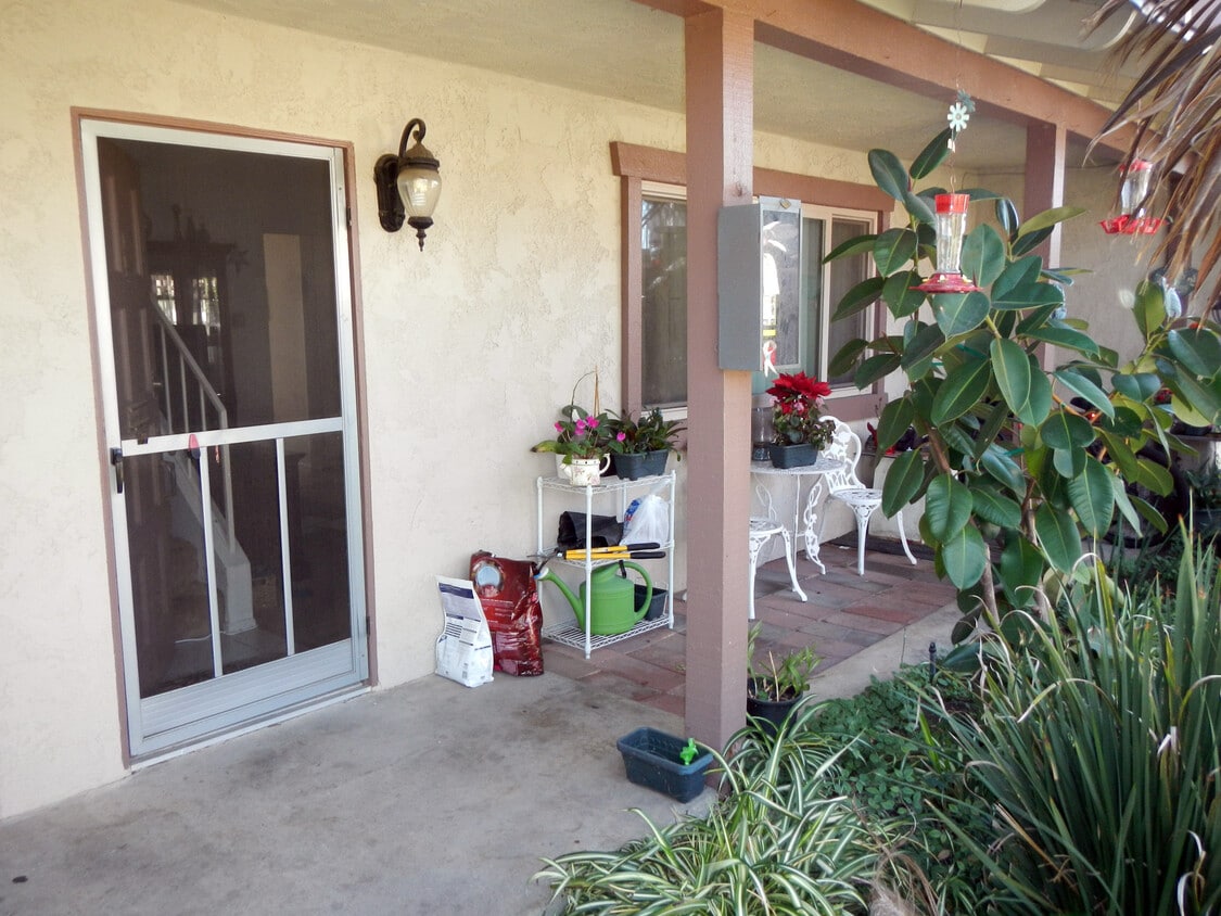 Primary Photo - 16181 Ganges Lane #3, Huntington Beach, CA 92647