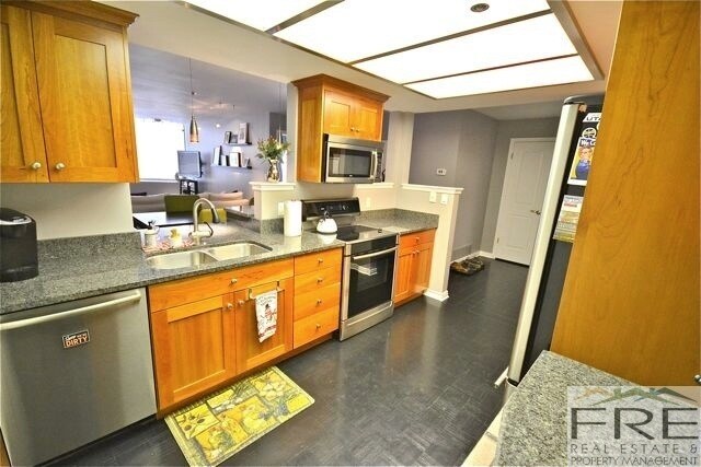 Foto del edificio - 48 W Broadway St
