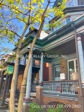 Building Photo - 4332 Pine St