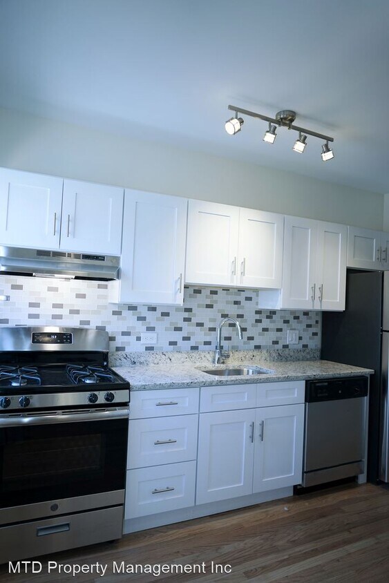 Foto principal - 4301 N Winchester Ave