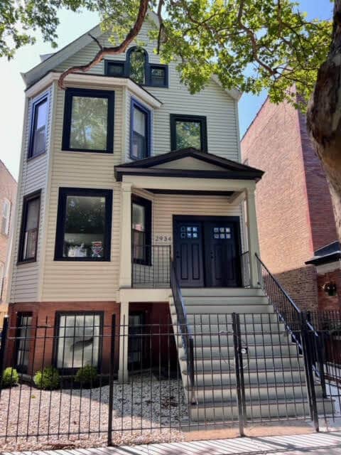Building Photo - 2934 N Avers Ave