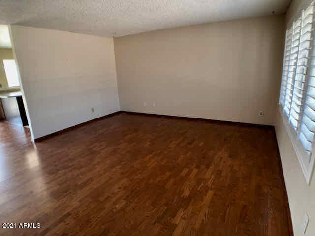 Building Photo - 1455 W Mohawk Ln