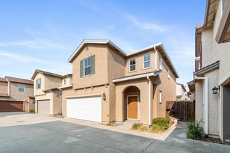 Building Photo - 2185 Tuscany Way