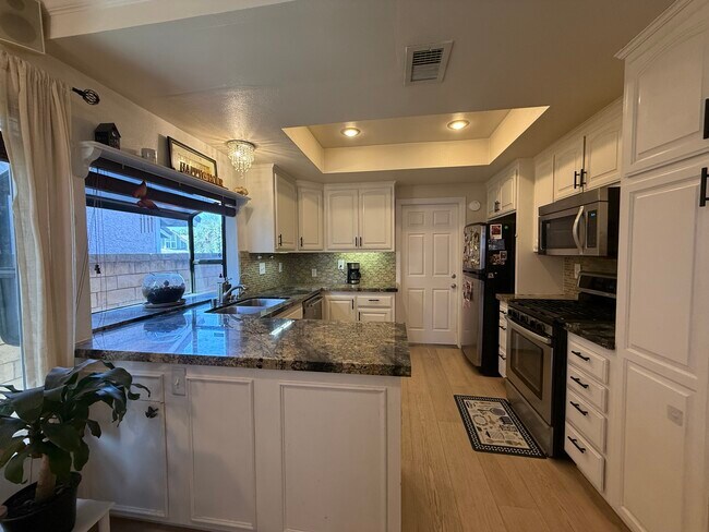 Building Photo - 25769 Miguel Ct