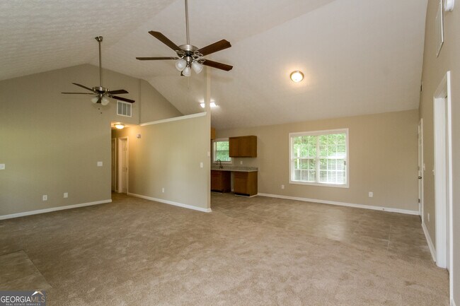 Building Photo - 120 Whitehead Dr