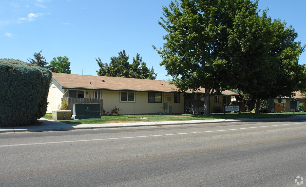 Primary Photo - 1721 NW 8th St
