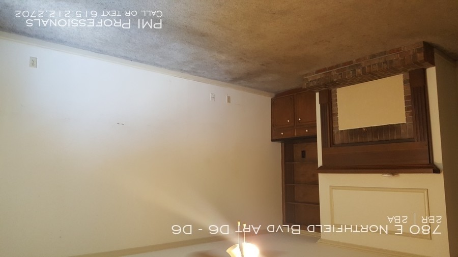 Foto del edificio - Hunters Court 2 Bedroom 1.5 Bath Townhome!