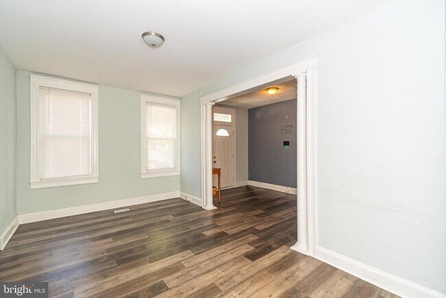 Foto del edificio - 409 Edgewood St