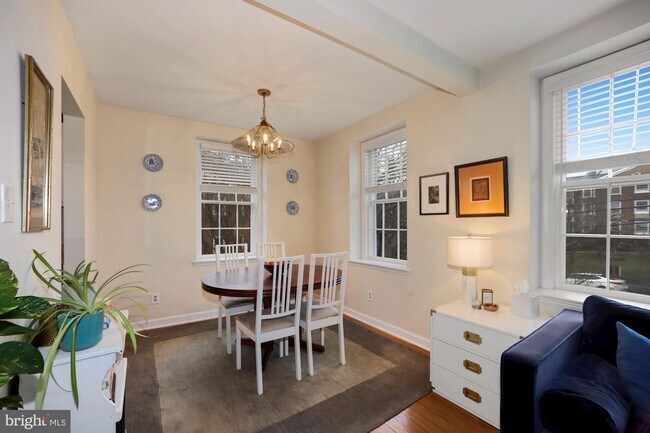 Building Photo - 3911 Langley Ct NW