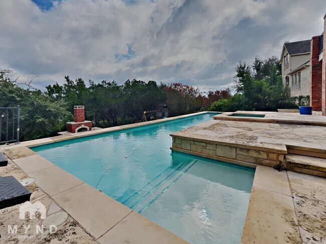 Building Photo - 11904 Mira Mesa Dr