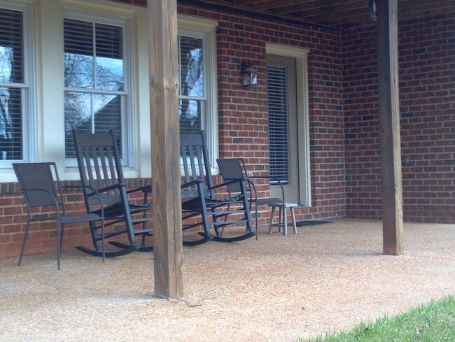 Patio trasero - 1812 Locust Shade Ct