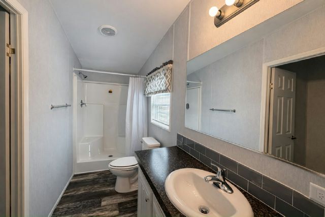 Building Photo - 17 Dottie St