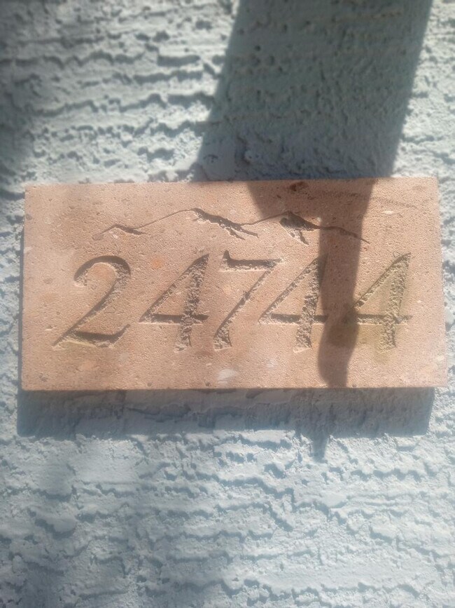 Foto del edificio - 24744 W Illini St