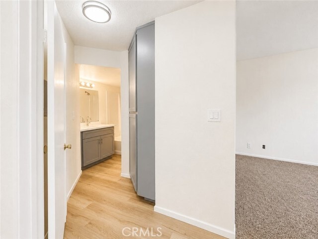 Building Photo - 8598 Tamarind Ave
