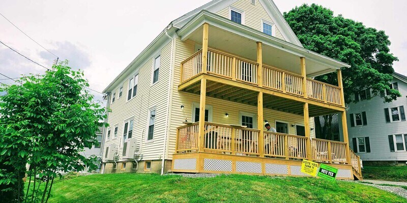 Primary Photo - 149 North St
