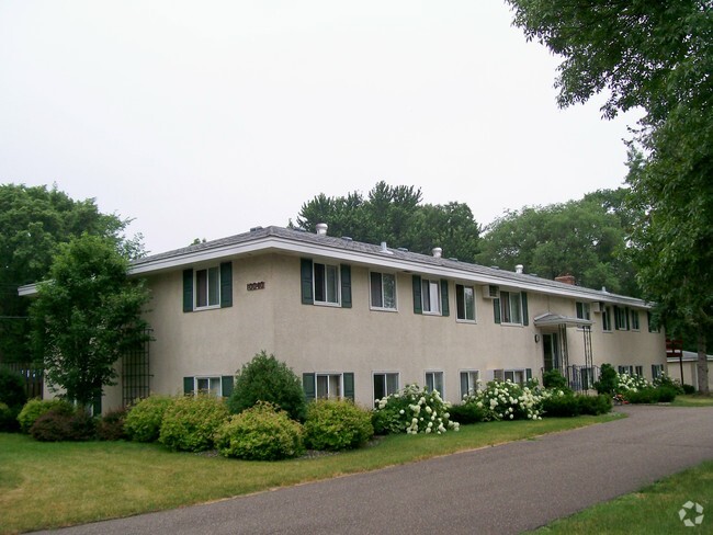 Building Photo - 10040 Nicollet Ave S