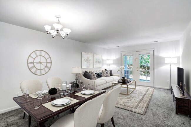 Foto del edificio - The Horizons at Franklin Lakes Apartment Homes