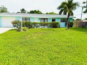 Building Photo - 477 NE 35th St