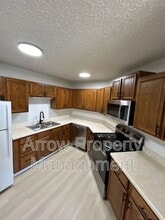 Building Photo - 205 E Arbor Ave