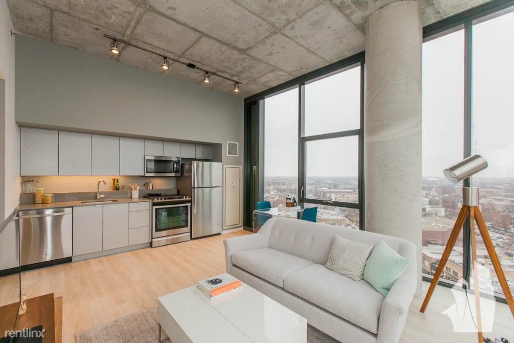 Primary Photo - 2 br, 1 bath Condo - 2733 W Belden Ave # 2