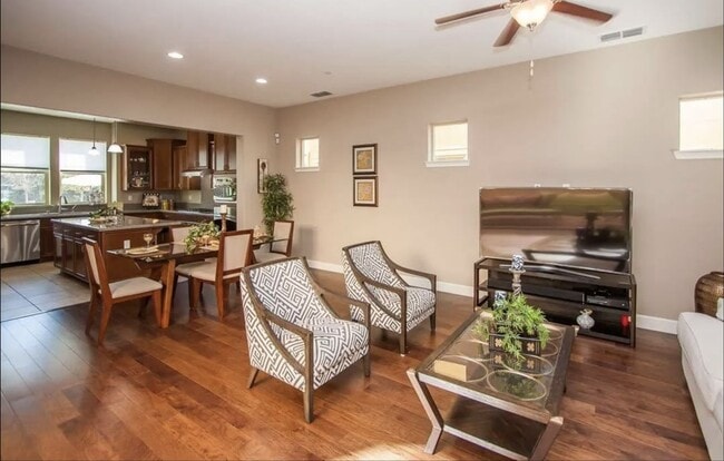 Building Photo - Cozy and Well Maintained Single-Family 4BD/3BA Home for Rent in Desirable Dublin!