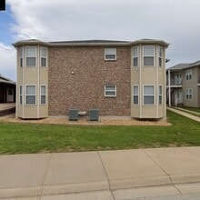 Building Photo - 727 W 5th St