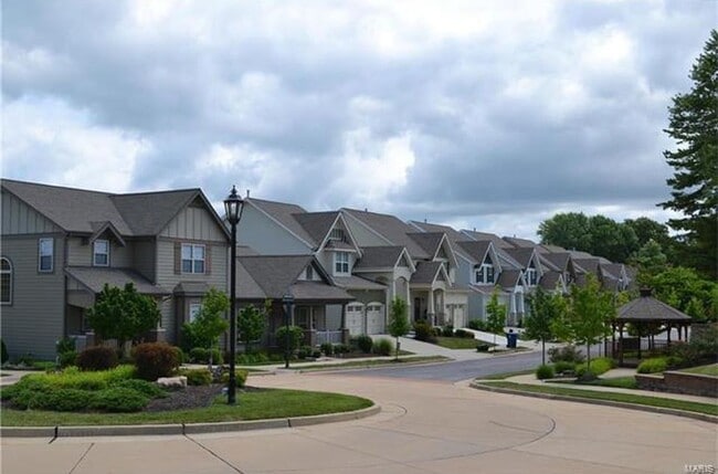 Building Photo - 2728 Grover Crossing Dr
