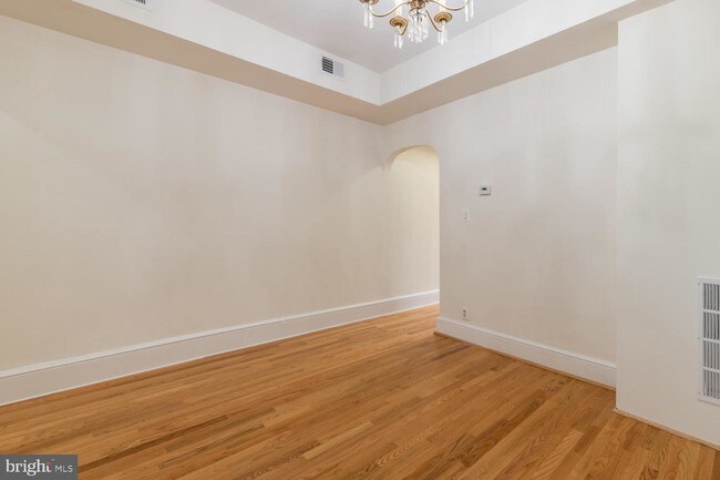 Foto del edificio - 2723 Dumbarton St NW