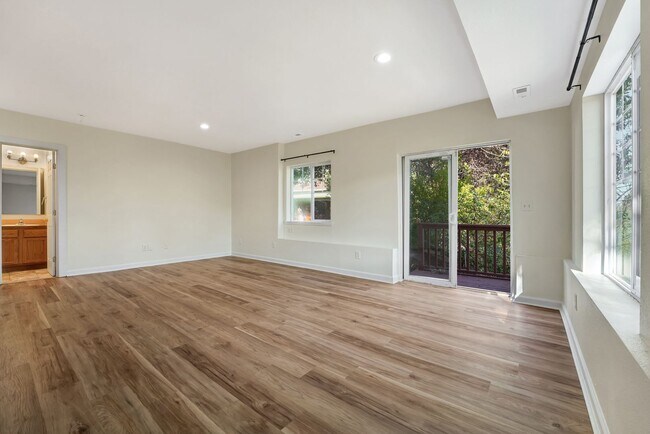 Foto del edificio - Gorgeous Remodeled Home