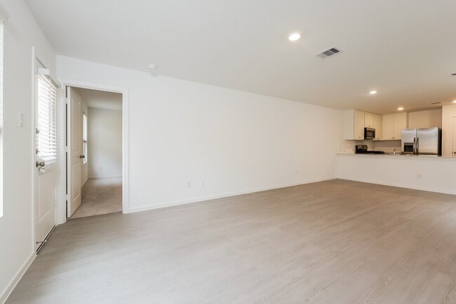 Building Photo - 1527 Crowson Rdg