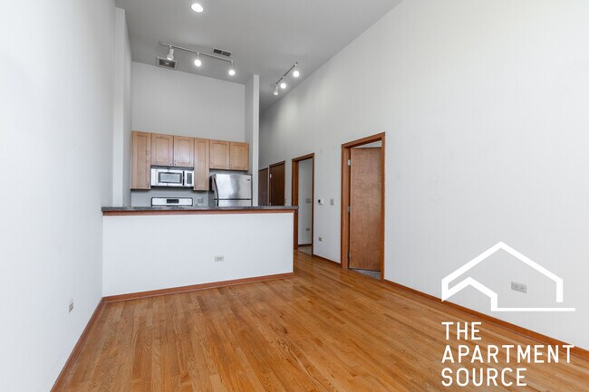 Foto del edificio - 2934 N Milwaukee Ave