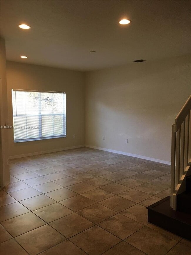 Building Photo - 3361 Merrick Ln