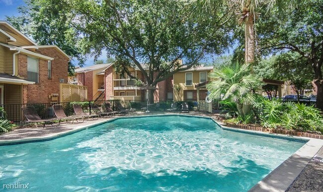 Foto del edificio - 2 br, 2 bath Condo - 2323 W Bay Area Blvd ...