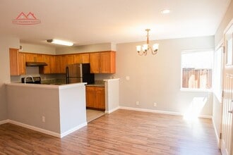 Building Photo - 1824 El Parque Ct