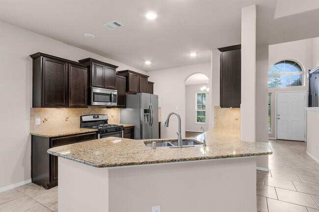 Building Photo - 5340 Pointe Spring Crossing