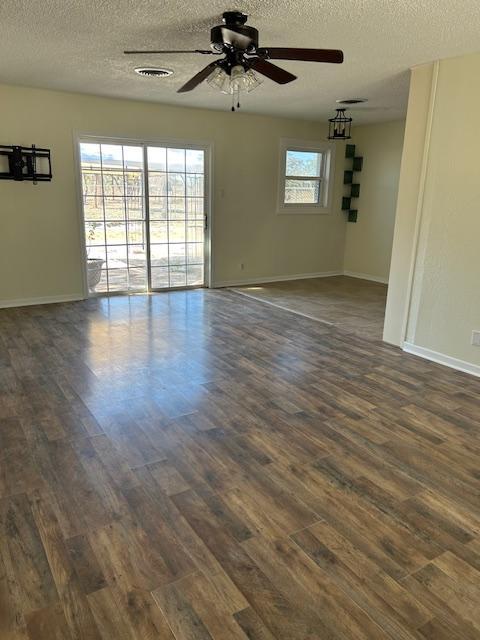 Building Photo - 1307 W Palm Dr