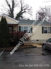 Building Photo - 15 Ezelle St