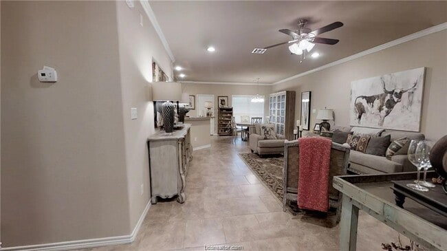 Building Photo - 4001 Golden Eagle Dr