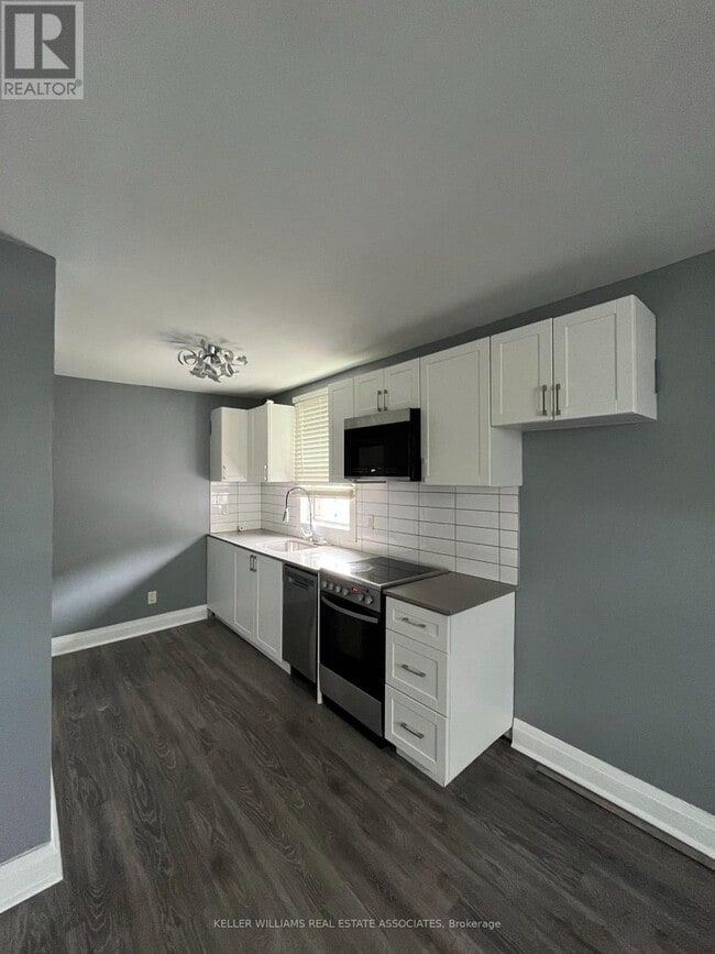Building Photo - 53-253 Dawes Rd
