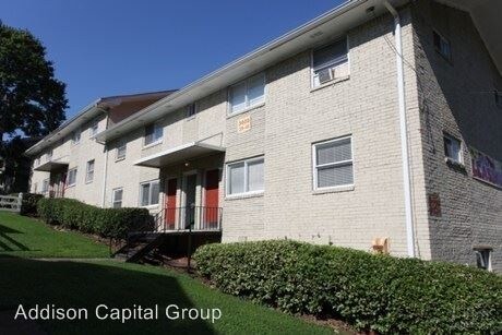 Building Photo - 3006 Delmar Ln NW