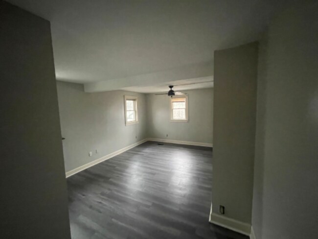 Foto del edificio - 3265 Milton Ave