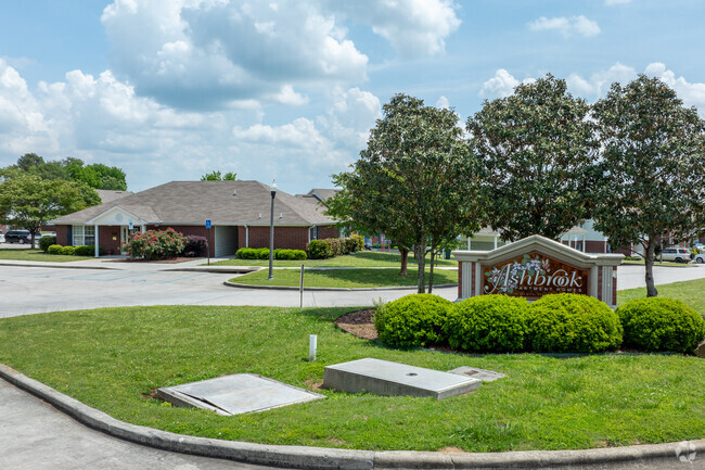 Building Photo - Ashbrook Apartments