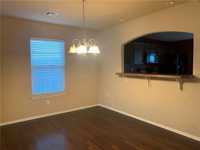 Building Photo - 4391 W Pecan St