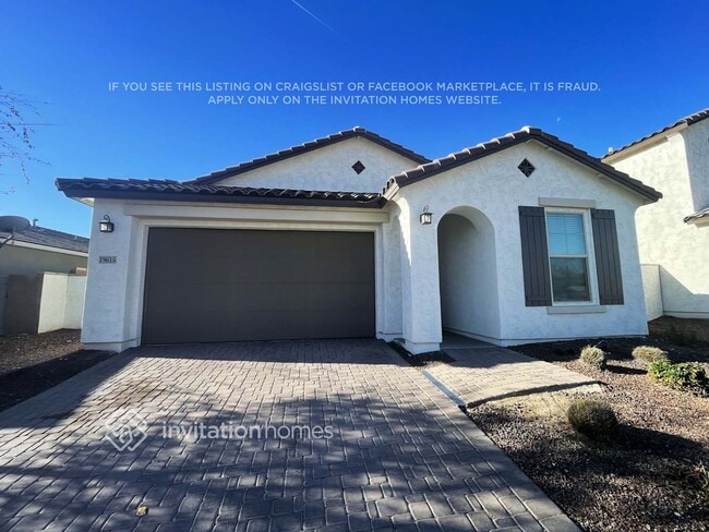 Building Photo - 19615 W Montecito Ave