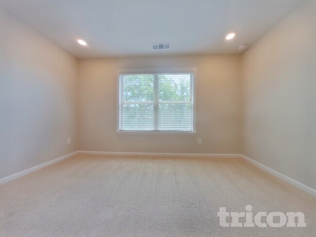 Building Photo - 93 Leyland Ct