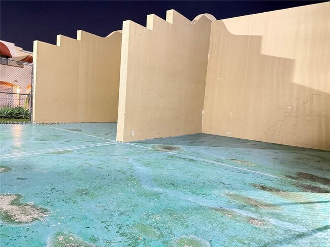 Building Photo - 8570 NW 3rd Ln